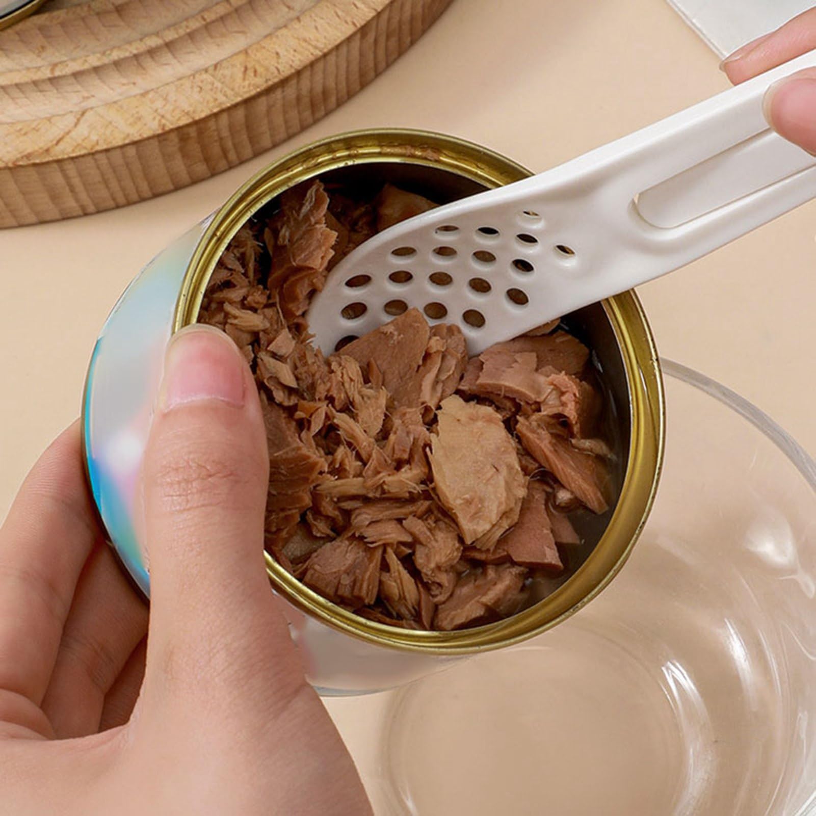 Can Opener Spoon Multifunctional Wet Dry Use Portable Can Scoop for Home Use Outdoor Camping Plastic Material 18.5x3cm 30g