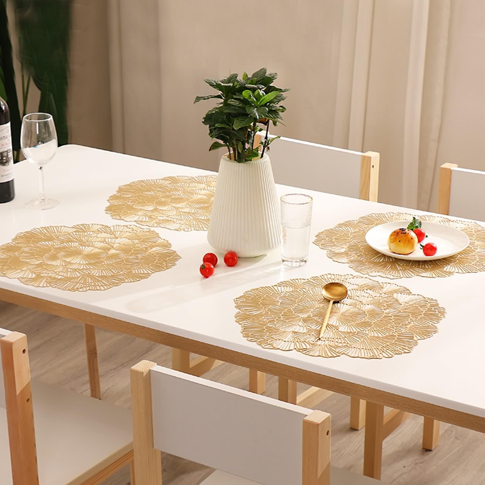 Salvamanteles de desayuno dorado, manteles individuales lavables vintage juego de 8 flores huecos PVC bajoplatos 38 cm