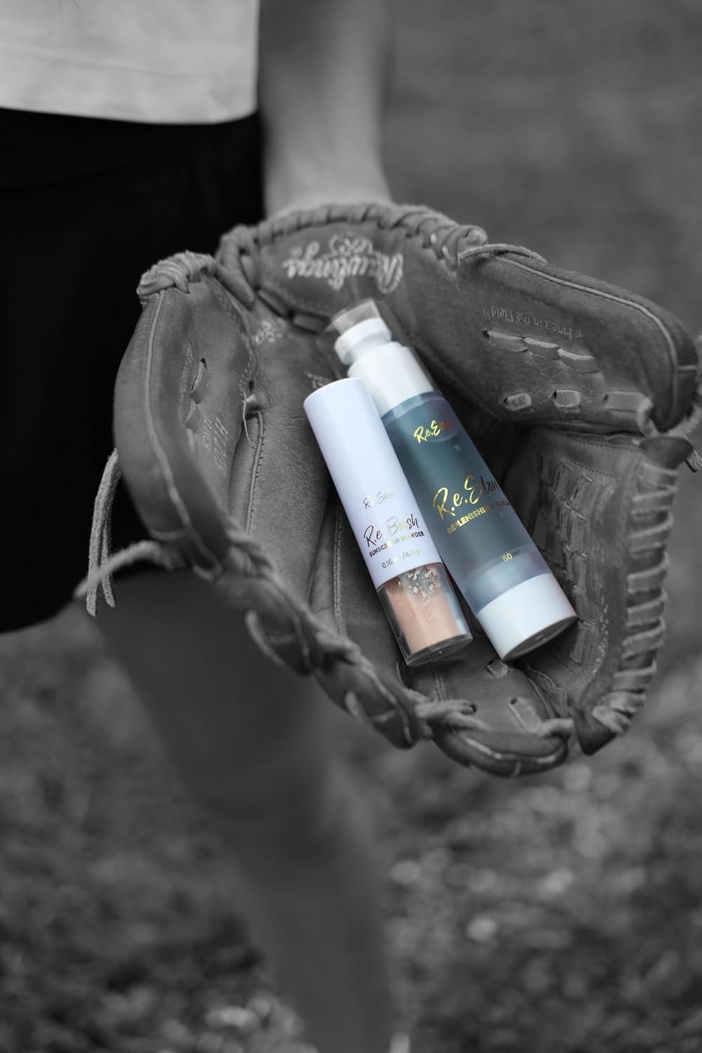 Starr'd Athletics R.e.Store Replenishing Facial Serum with Hyaluronic Acid, Vitamin C, Aloe Vera, Ginseng, Lightweight Non-Sticky Formula that Moisturizes, Tightens and Restores Skin Health