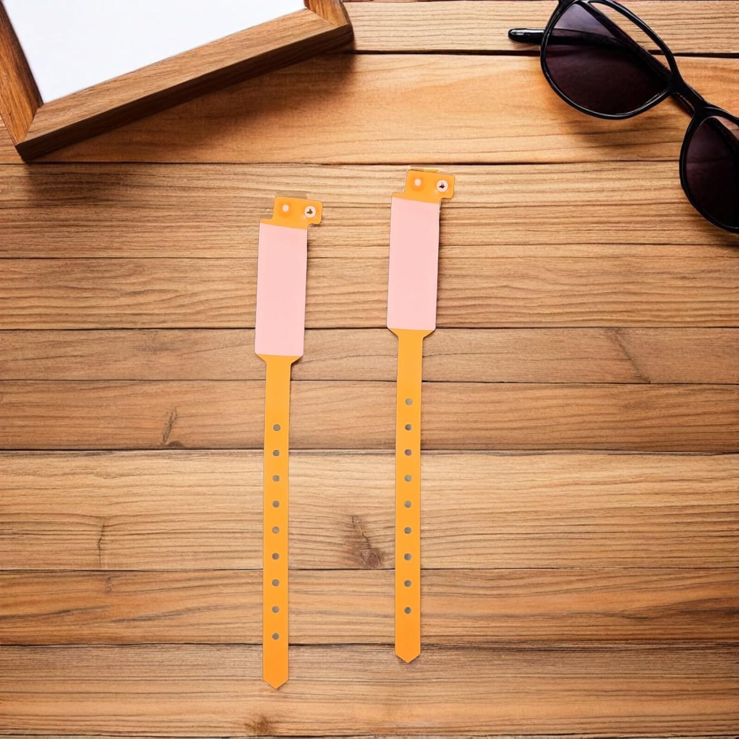 100pcs Waterproof PVC Hospital Patient Wristbands – Disposable Identification Bands with Tear-Resistant Orange Blank Design for Adult Healthcare Use