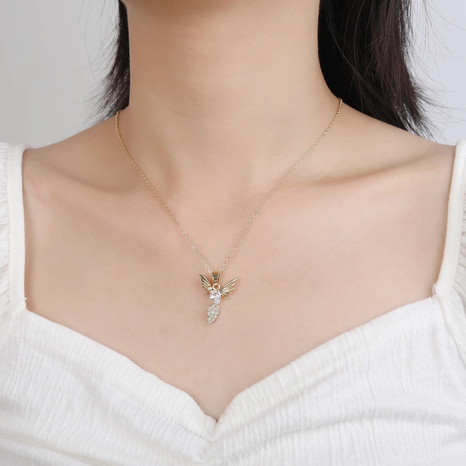 LUSSO 14K Filled Gold Hummingbird Necklace For Women, Swallow Hummingbird Necklaces Chain Birds Animal Pendant Necklaces, Cute Animal Jewelry