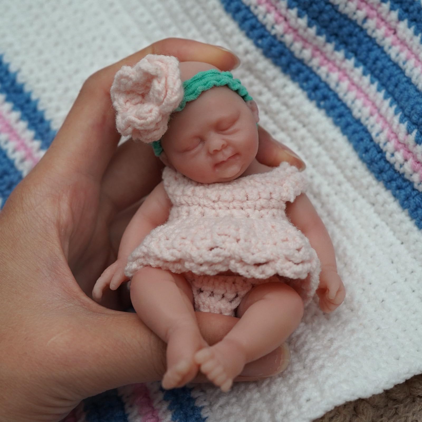 4.5 Inch Mini Reborn Baby Dolls ，Silicone Baby Girl Ellie,Tiny Silicone Baby Dolls ，Mini Realistic Newborn Baby Dolls Silicone Full Body Stress Relief-2
