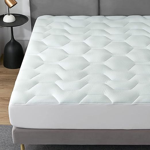 EHEYCIGA Small Double Memory Foam Mattress Topper Mattress Protector