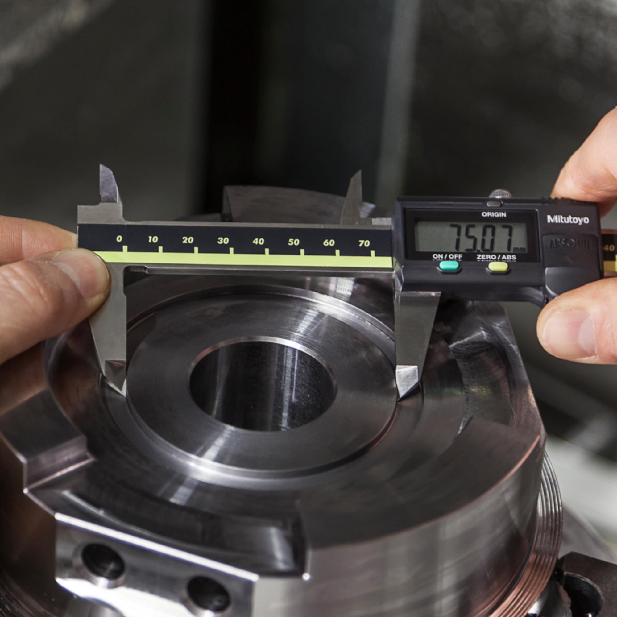 Mitutoyo Digital Callipers con Salida de Datos DIN 862, Rango de Medición 0-200mm [Pack de 1 101166051