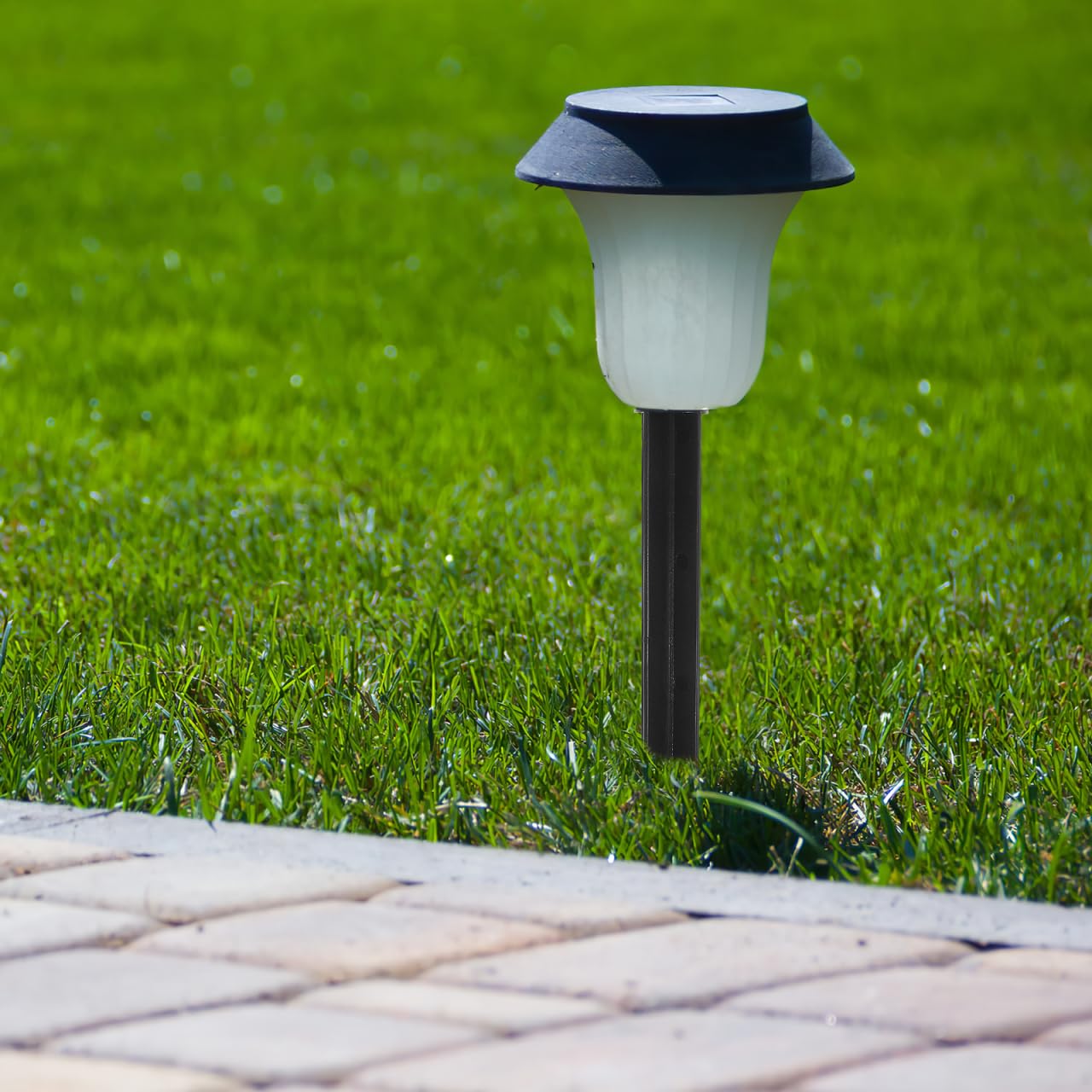 OSALADI Solar Lawn Lamp Floor Inserts 8Pcs Plastic Garden Stakes Replacement for Outdoor Pathway Lighting Waterproof Solar Outdoor Garden Lights - Image 2