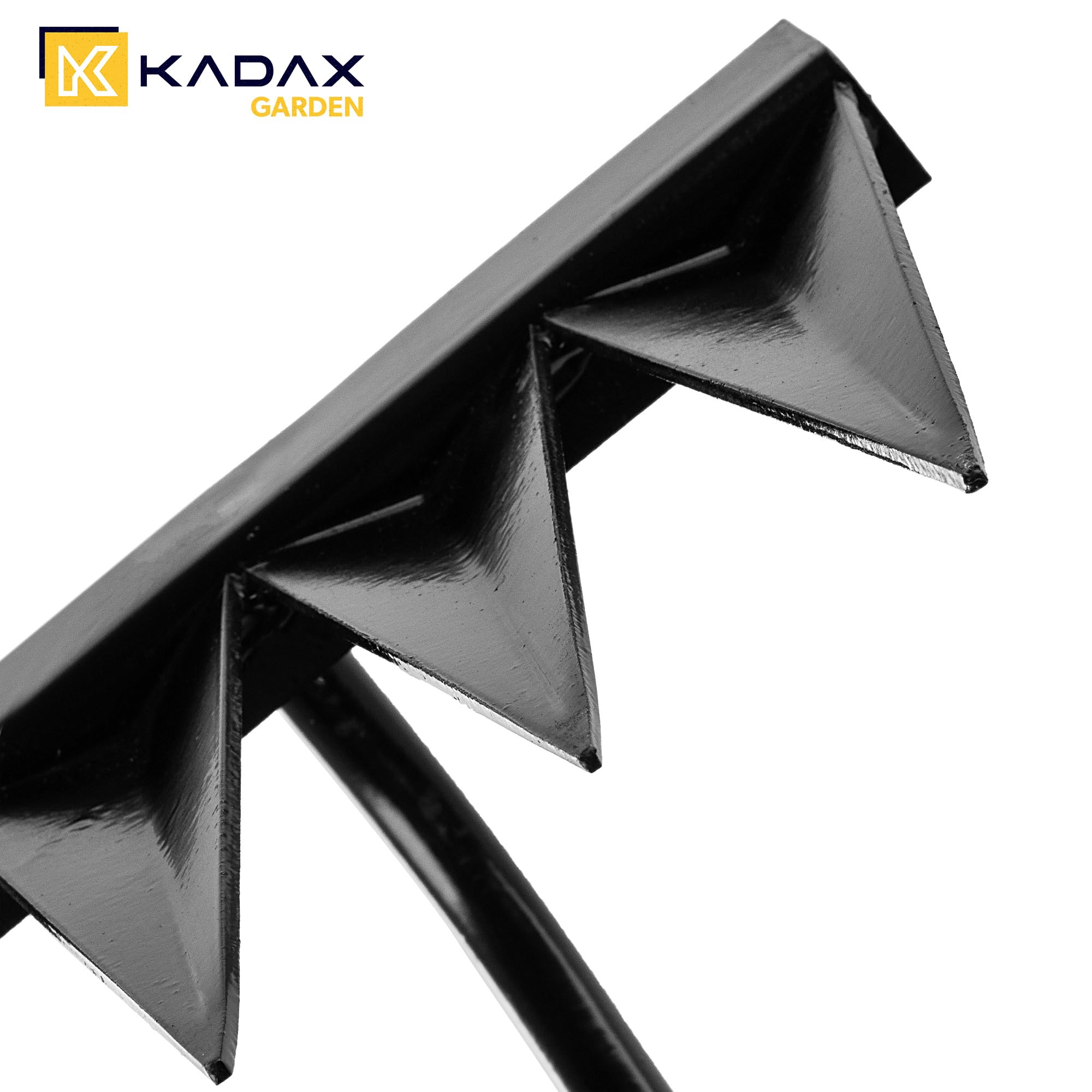 KADAX Azada para malas hierbas con 4 puntas afiladas, azada de jardín de acero altamente carbonizado para jardinería, herramienta de jardín para deshierbar, aflojar y airear el suelo (con mango de