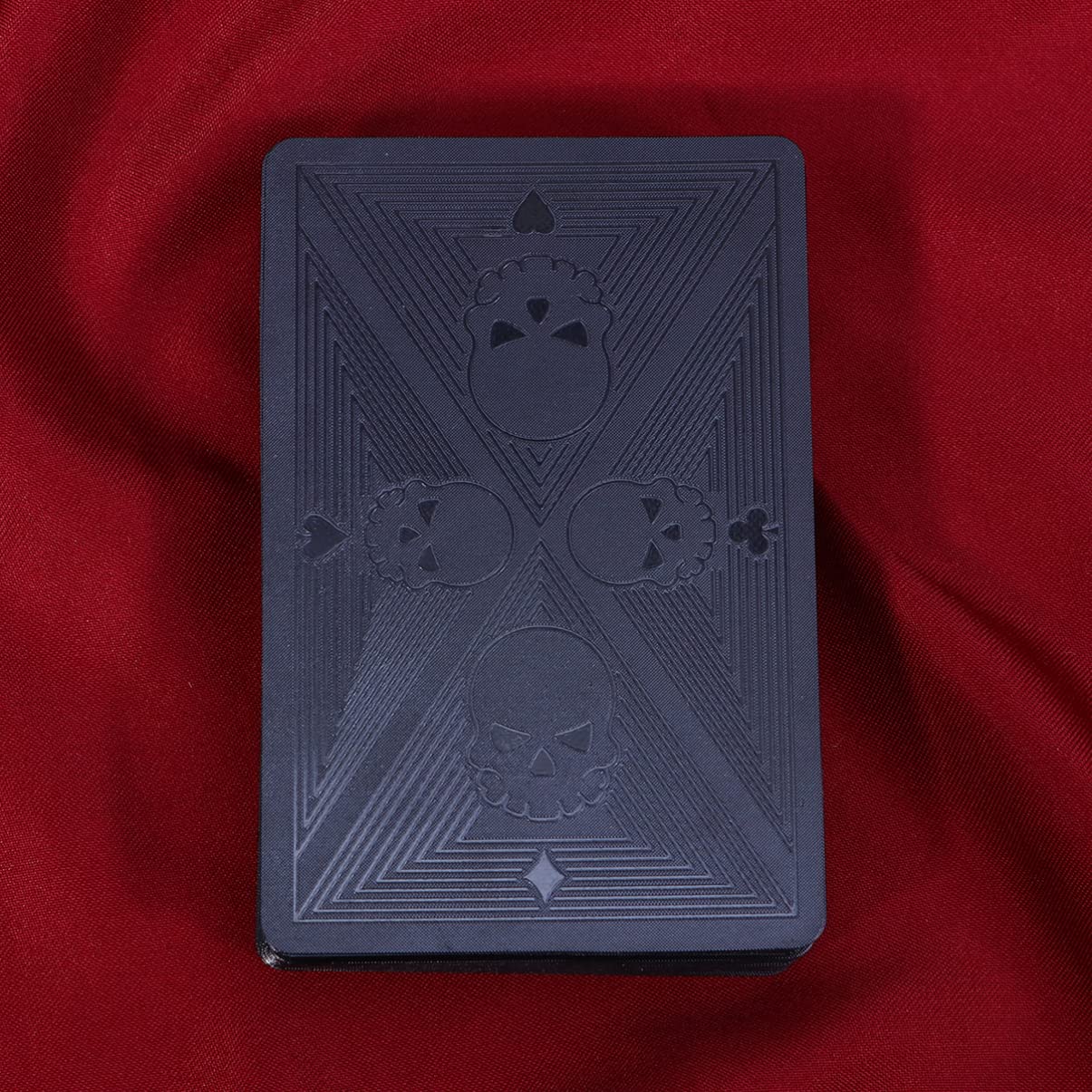 Toyvian 3pezzi Carte Poker Nere Con Design Creativo Per Gioco Da Tavolo Casa e Ufficio Stile Teschio Massima Privacy e Resistenza Per Feste e Riunioni Familiari