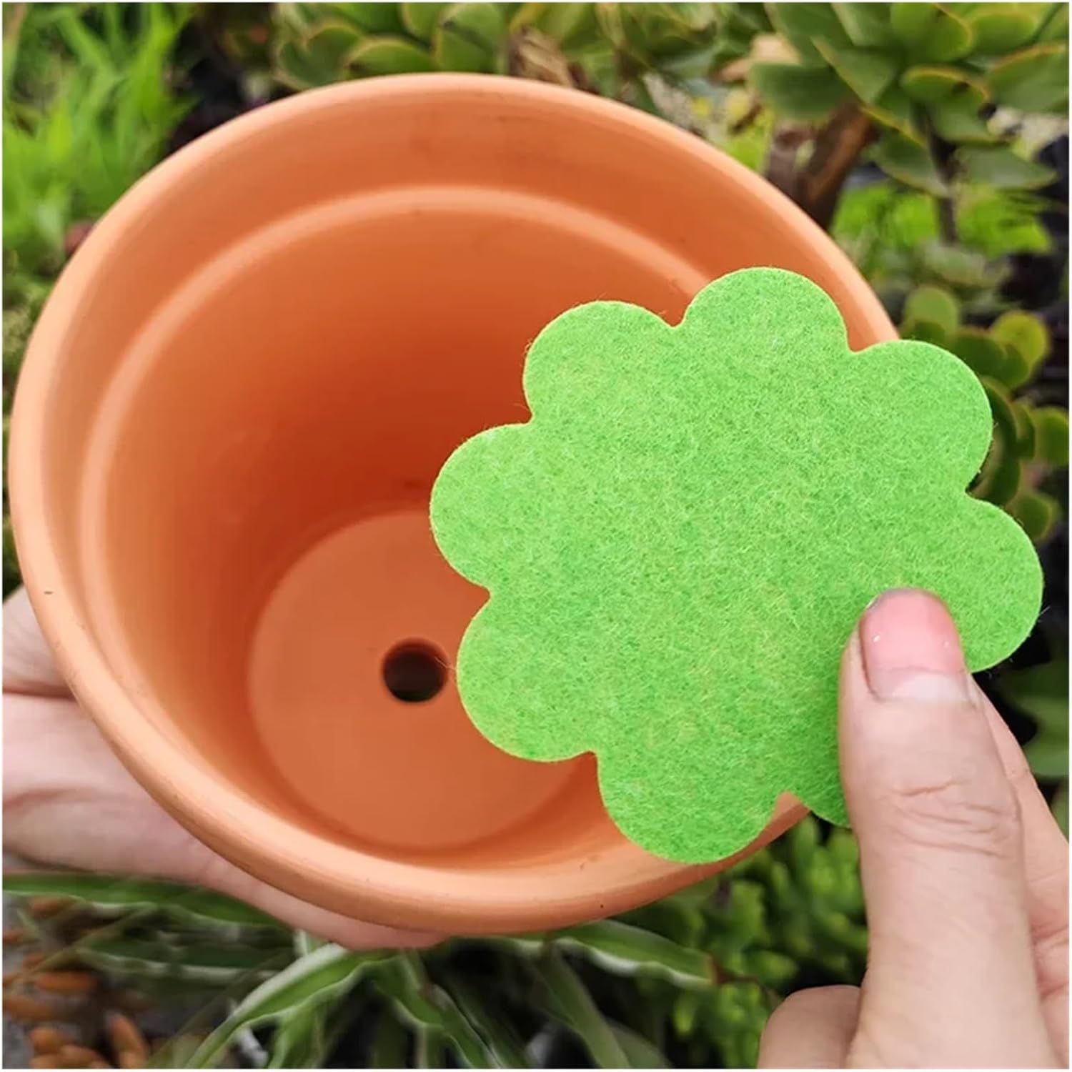 Colorful Flower-Shaped Plant Pot Liners – Reusable Non-Woven Flower Pot Pads for Drainage & Aeration, Decorative Soil Mats for Indoor & Outdoor Potted Plants(Yellow-20PCS,7.5cm)