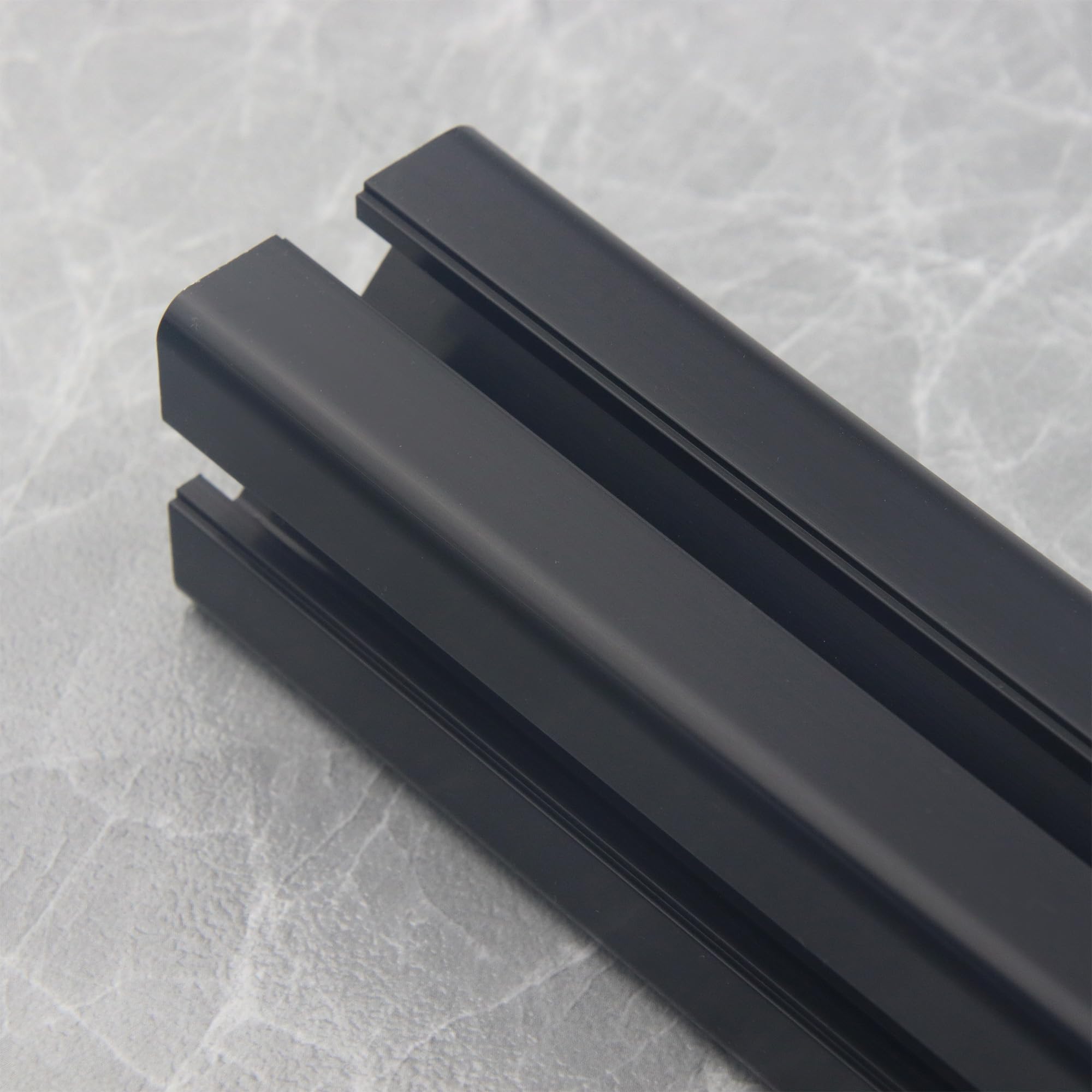2 Stück Aluprofil 4040 T Typ Schwarz 1000mm Aluminiumprofil Extrusions Europäischer Standard Eloxierte Linearschiene 40x40 Alu Profil für 3D-Drucker, CNC und DIY Projekte