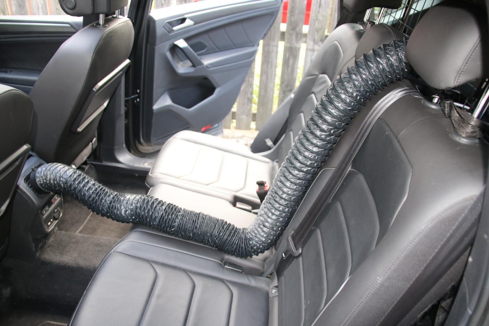 Doggyfresh - Sistema di ventilazione per cani per l’auto (grigio)