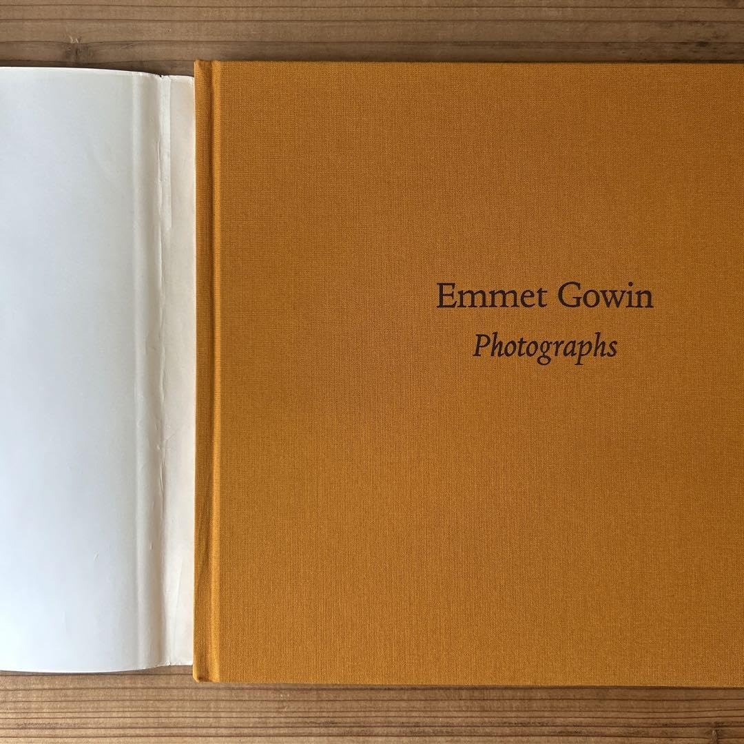Amazon.co.jp: Emmet Gowin Photographs エメットゴーウィン : ホーム