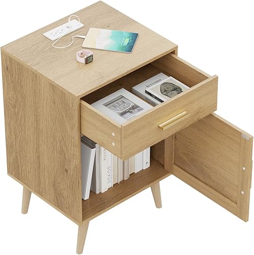 Miniatura 9 de Irontar Mesita de noche con estación de carga, mesita de noche de ratán con cajón y puertos USB, mesa auxiliar de ratán de granja con puerta, mesita