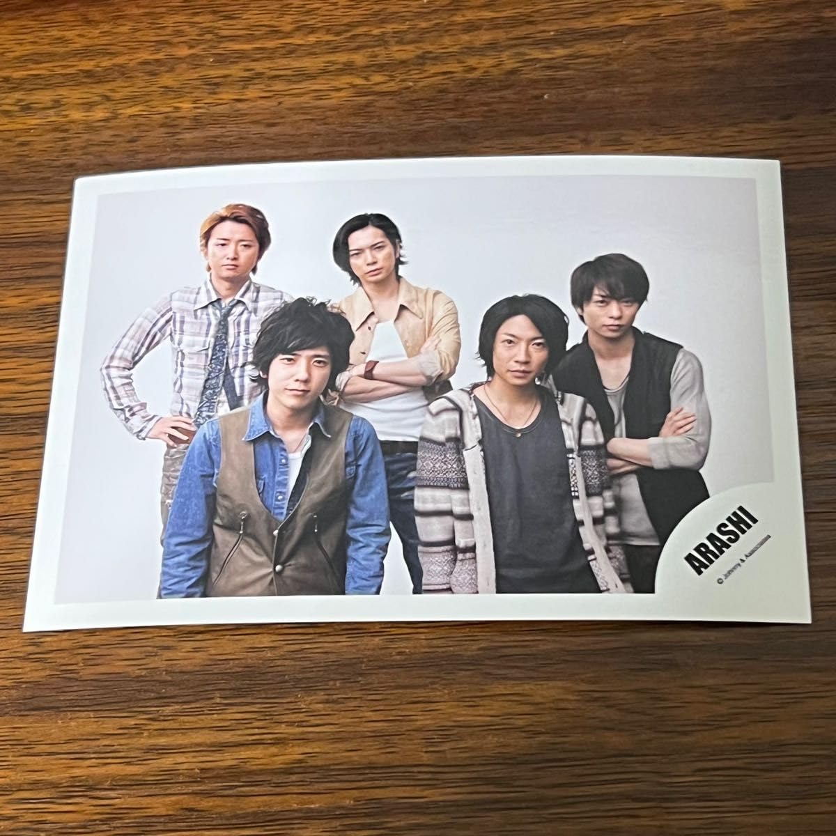 嵐 公式写真 相葉雅紀 Amazon.co.jp: ARASHI 嵐 公式 生 写真 （相葉雅紀）ARA00675