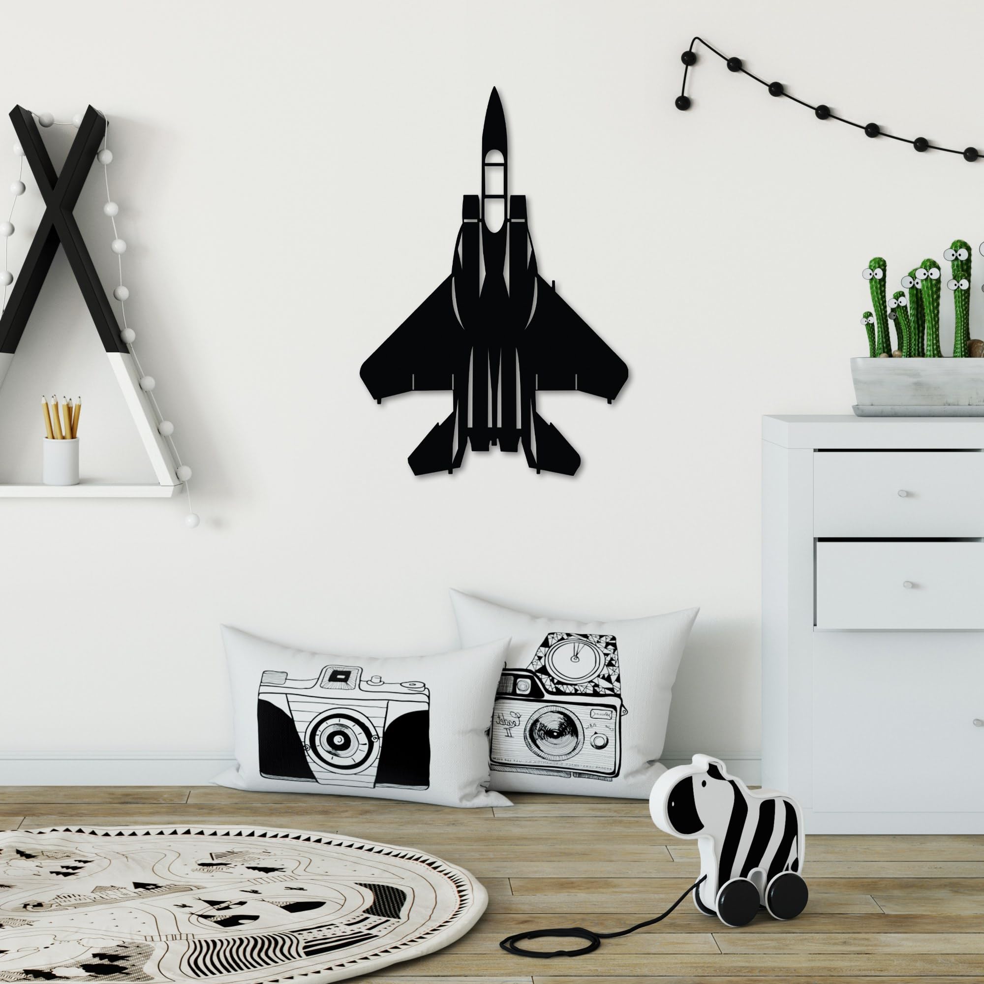 Stylish Black Decorative Metal Wall Accessory, 60 x 42 cm, 100% Metal, 1.5 mm Thickness, Lightweight (0.817 kg) Perfect for Modern Home Decor