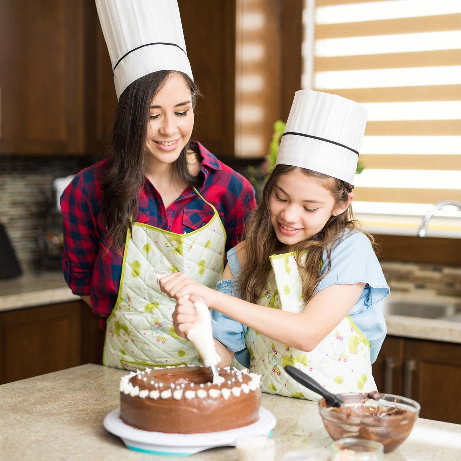 Azzuro Piping Bags Disposable 16 Inch, 100PCS Extra Thick Pastry Icing Piping Bags for Cake & Cookie, Non-Slip Anti-Burst Cake Frosting Decorating Bags Easy to Squeeze - Image 5