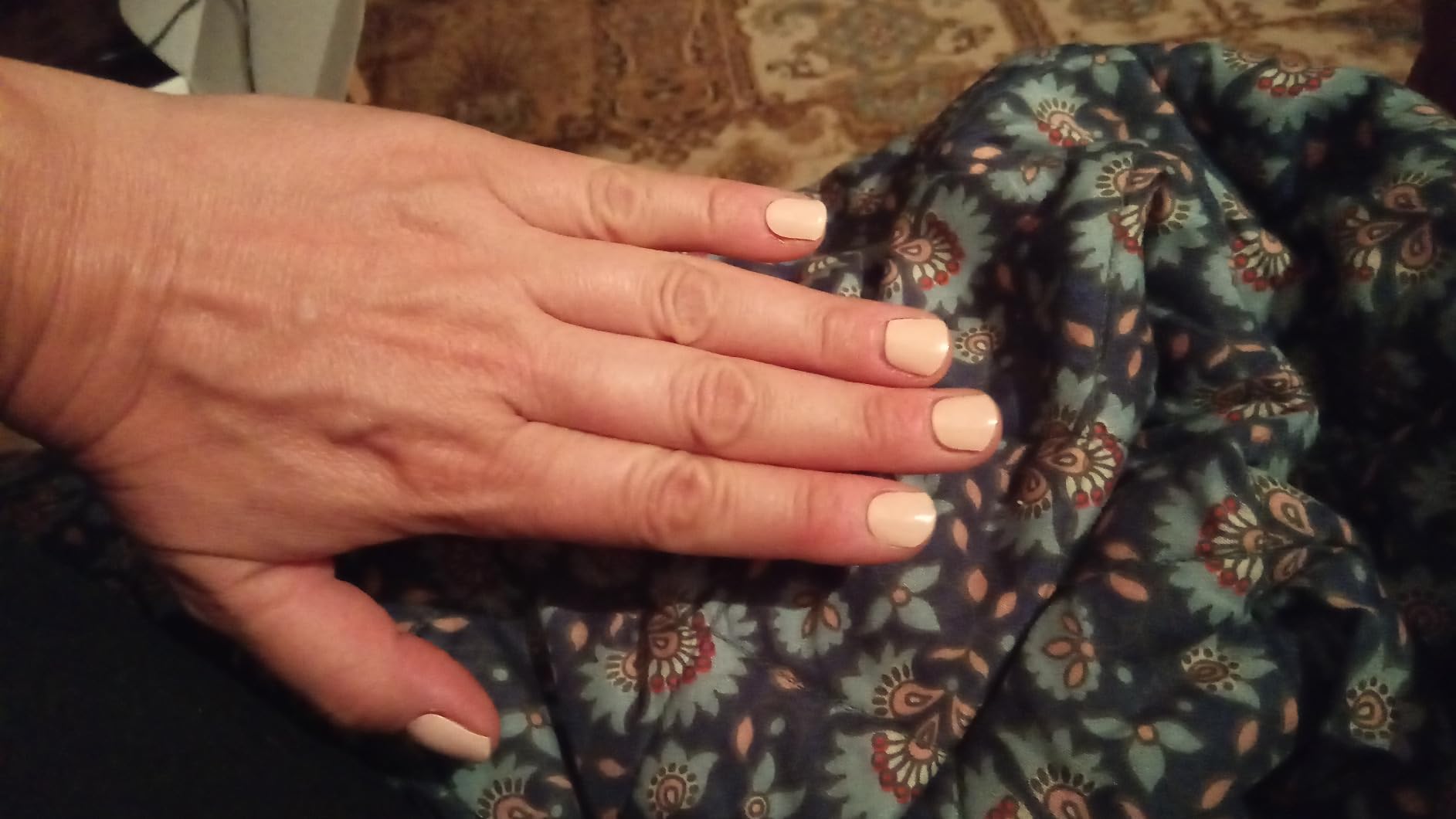 Tolle Farbe, schlechte Größenauswahl, kein Halt