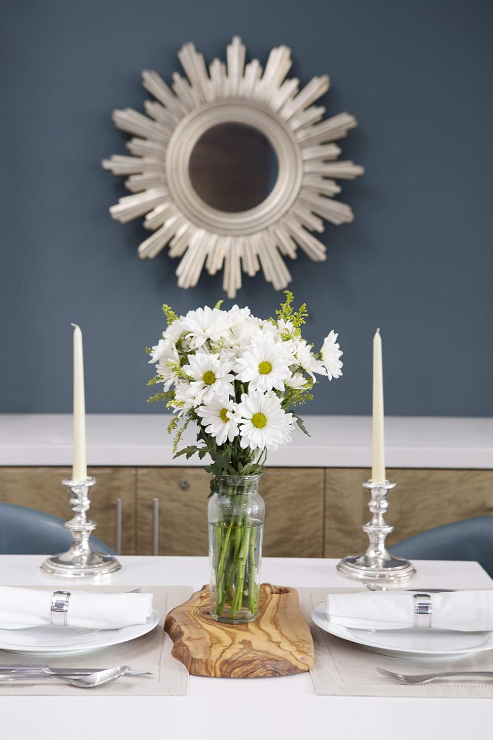 KaBloom - Bountiful Beauty Bouquet of Fresh White Daisies with Vase - Fresh Flowers for Birthday, Valentine's & Mother's Day