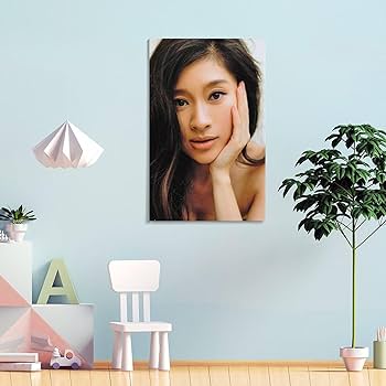 Amazon.co.jp: 篠原涼子水着セクシー写真ポスター絵画 キャンバス 芸術