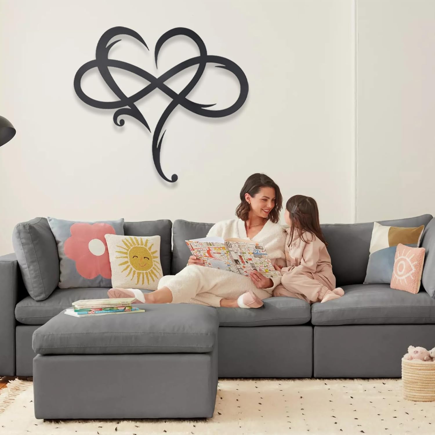 OYEFLY Infinity Heart Metal Wall Decor,Infinity Heart Wall Decor for Room Living,Wedding Decor (Black, style1 23.6 x 20.6in)