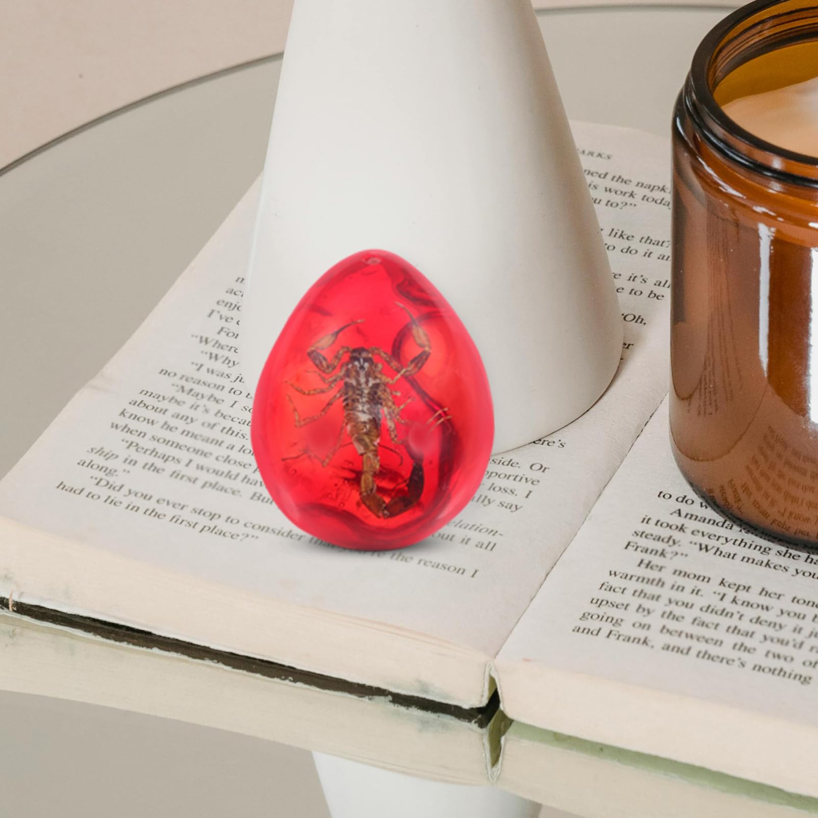 UPKOCH Amber Fossil with Insect Samples Stones Crystal Specimens Home Decorations Collection Oval Pendant Red