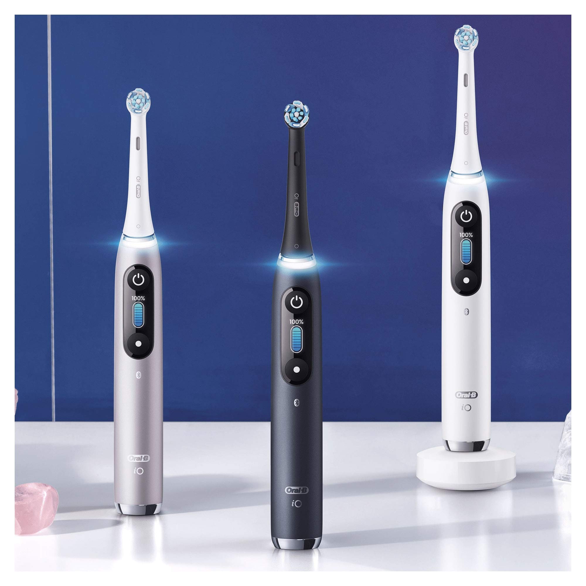 Oral-B iO 9 Elektrische Zahnbürste/Electric Toothbrush mit revolutionärer Magnet-Technologie & Mikrovibrationen, 7 Putzprogramme, 3D-Zahnflächenanalyse, Farbdisplay & Lade-Reiseetui, black onyx