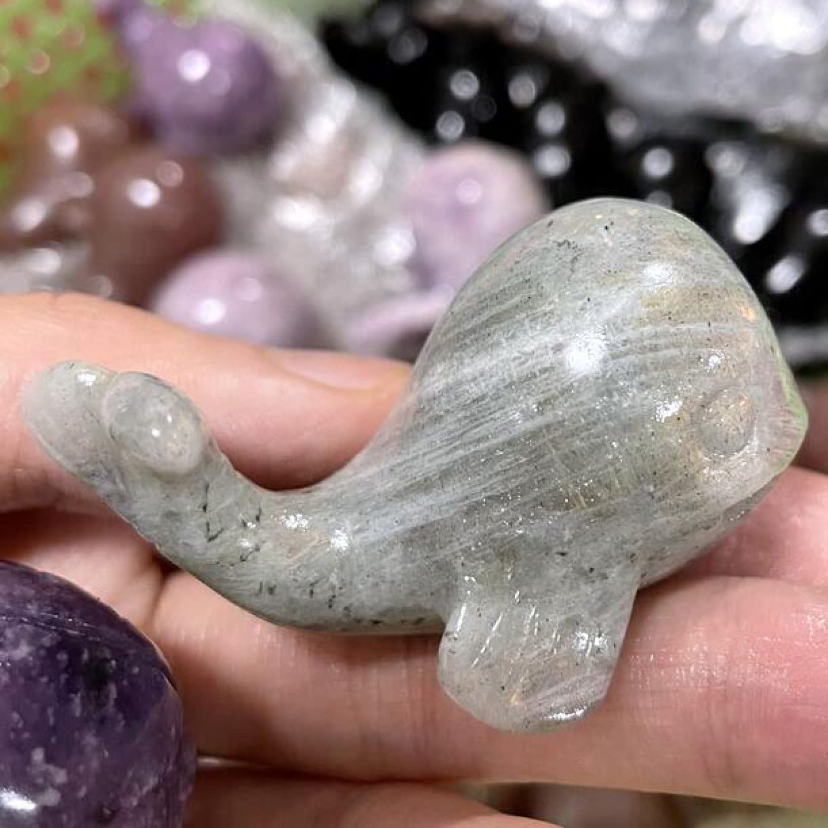 置物‥天然素材 Amazon.co.jp: クジラの置物 天然水晶 漫画の動物像 手彫り クリスタル