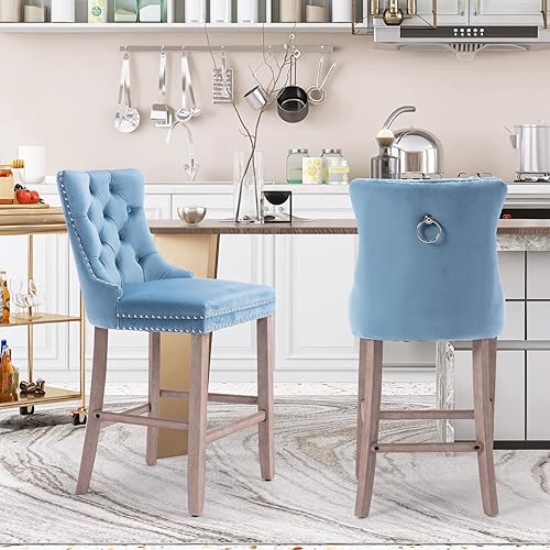 Miniatura 7 de SoarFlash Juego de 2 taburetes de bar tapizados de terciopelo modernos con patas de madera, botones acolchados, cabeza de clavo cromada, asiento de