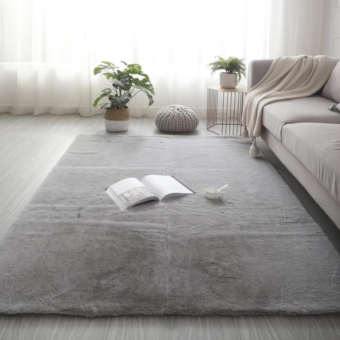 GGBOND Luxury Faux Rabbit Fur Carpet 60x120cm Thick Shaggy Plush Rug Anti-Shedding Hypoallergenic Non-Slip for Nursery Kids Play Pet Friendly Home Decor Silver