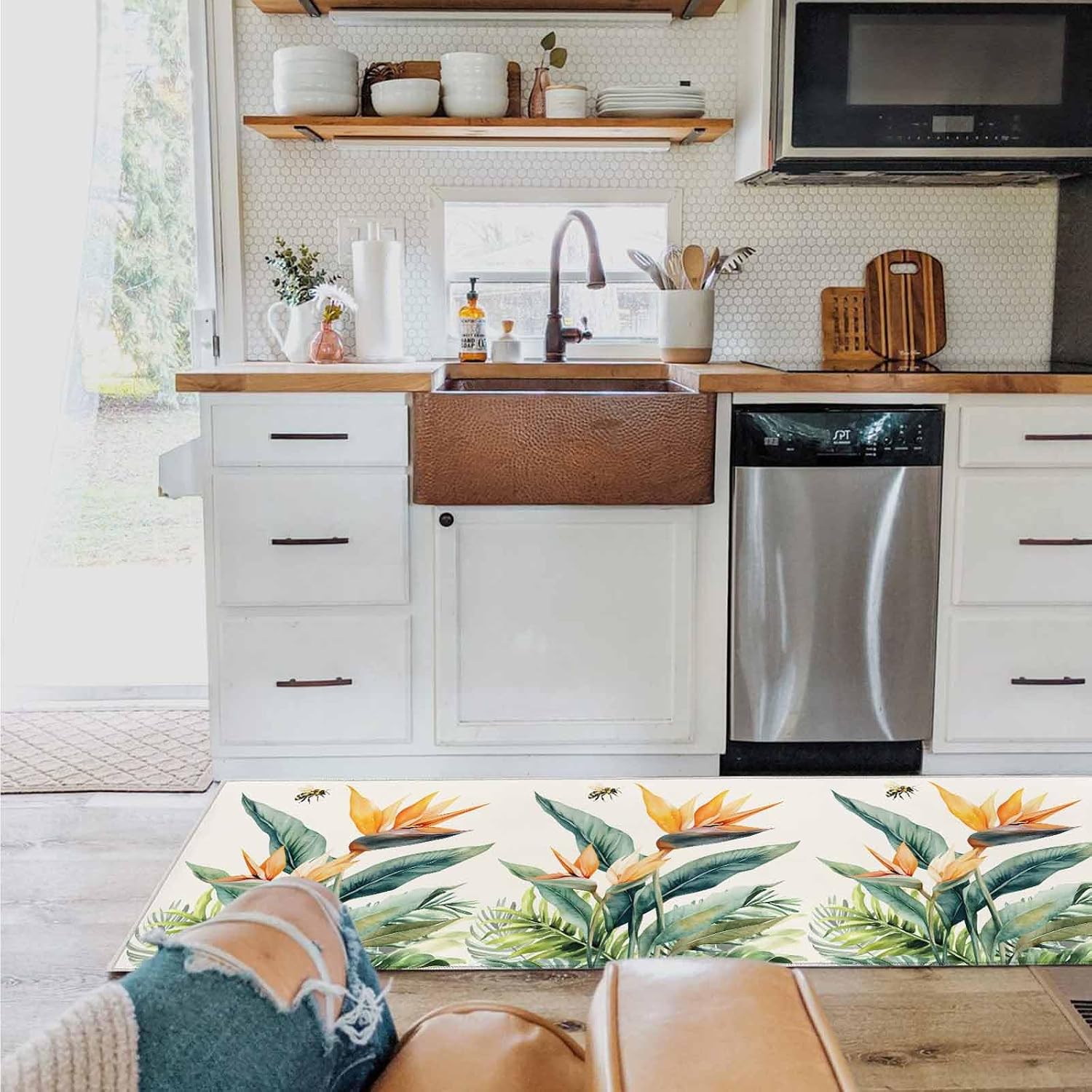 2 Pieces Kitchen Rugs and Mats,Watercolor Strelitzia Palm Leaf Bee Area Runner Rug Set Non Slip Floor Doormat Washable Carpet Standing Mat for Kitchen Sink Indoor Corridor,Summer Farm Tropical Plant