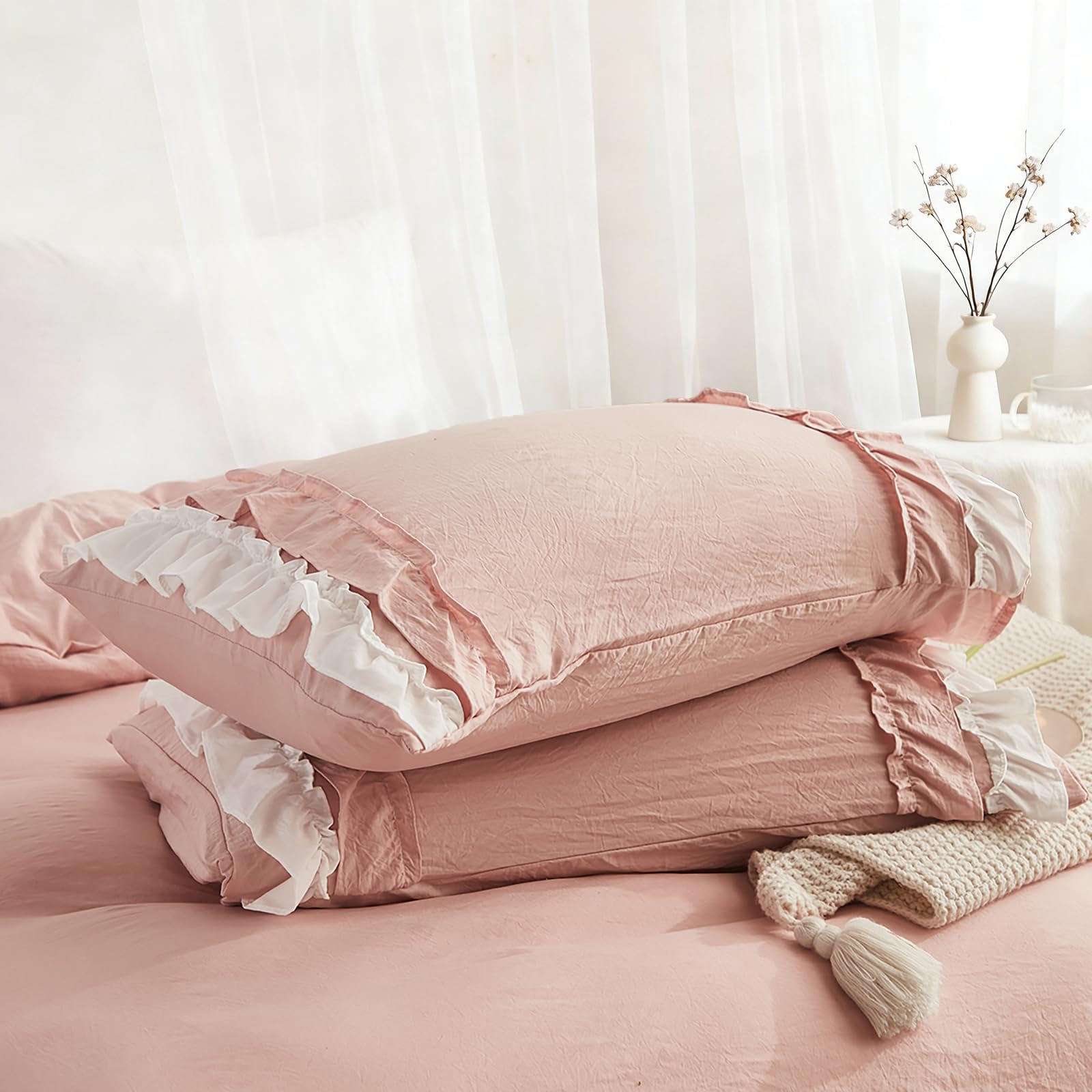 Wotcsil Pink Ruffled Pillow Cases 2 Pack, Soft Brushed Microfiber Pillowcases Standard Size 50x75cm Pillow Covers with Envelope Closure, Pink