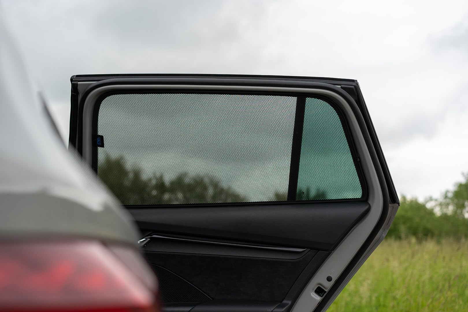CAR SHADES zestaw (tylne drzwi boczne) kompatybilny z Skoda Octavia IV (NX5) Kombi 2020- (2-częściowy) - Dopasowane osłony przeciwsłoneczne do samochodów