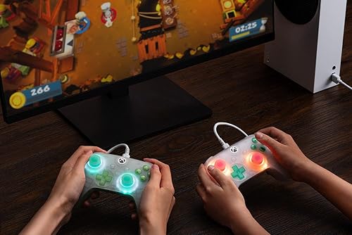 Miniatura 7 de 8BitDo Ultimate Mini Wired Controller for Xbox with RGB Lighting Fire Ring, Hall Effect Joysticks and Triggers, for Xbox Series X S, Xbox One
