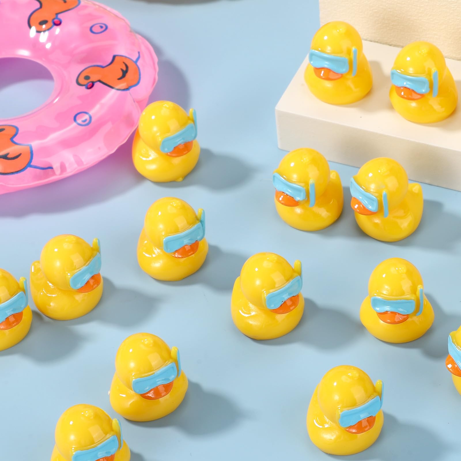 Lyreh 50pcs Summer Themed Mini Resin Ducks - Image 3