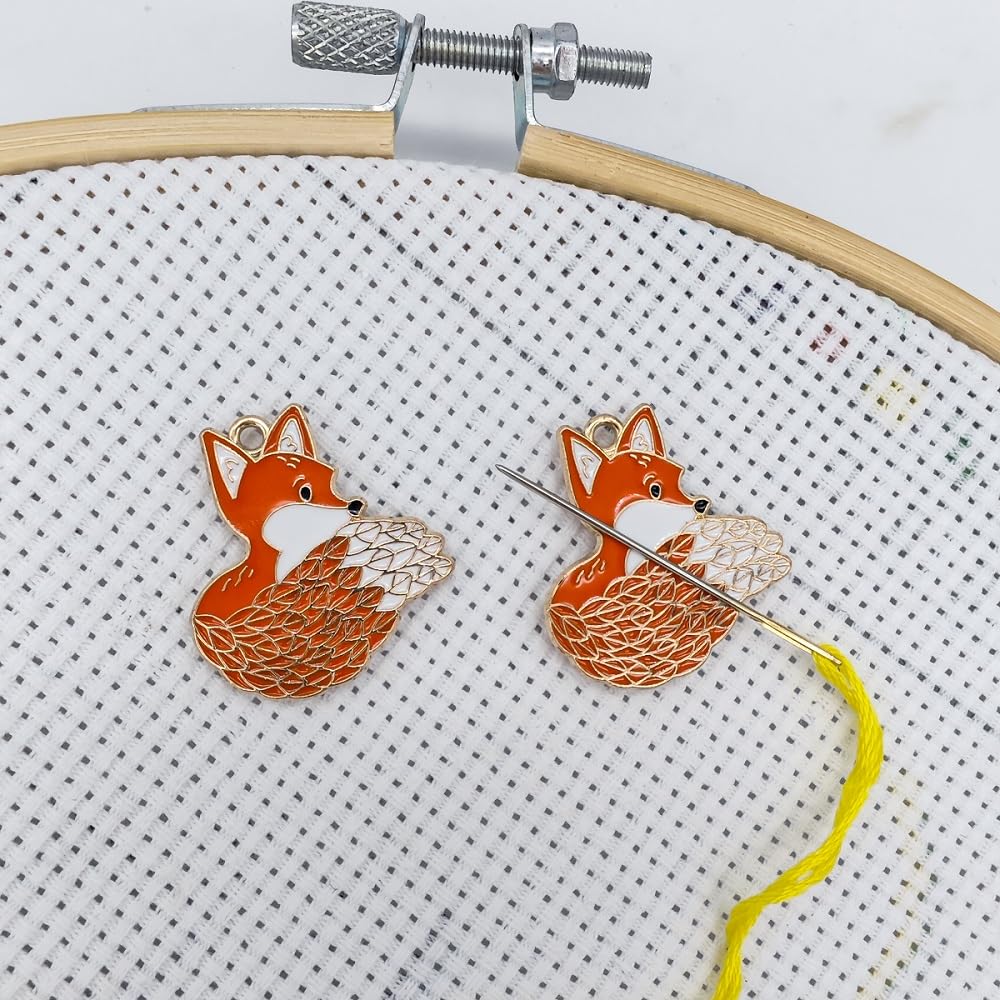Orange Fox Needle Minder Magnetic Cross Stitch, Needle Keepers For Sewing, Embroidery And Needlework Accessories, Crafts And Needlework Supplies（2 Pcs）