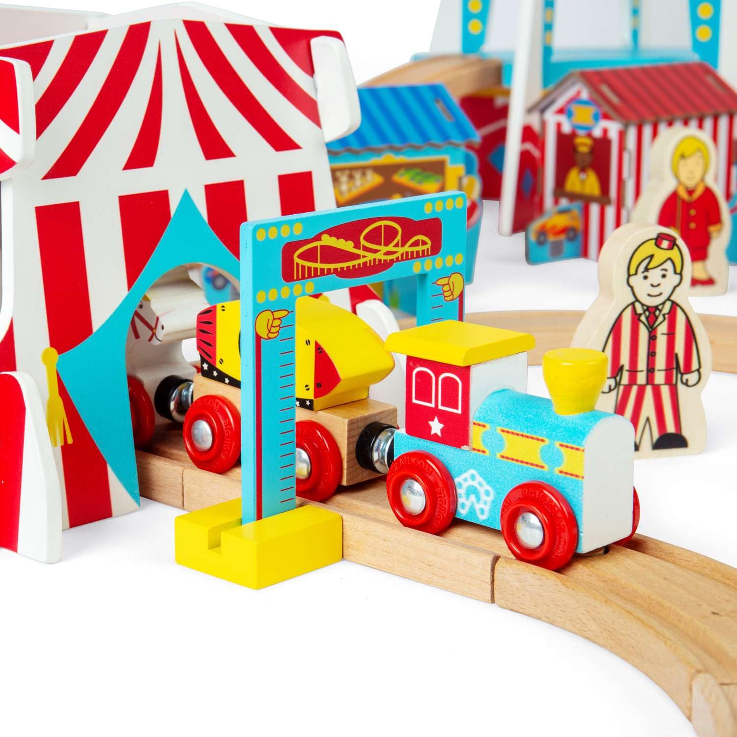 Bigjigs Rail Fun Fair Train Set, Juego de Trenes de Carnaval de 54 Piezas, Trenes y ferrocarriles de Madera sostenible para niños de 3+ años.