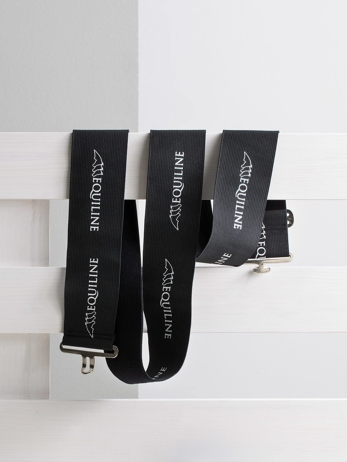 Sangle pour cheval élastique Equiline pour libérer le garrot