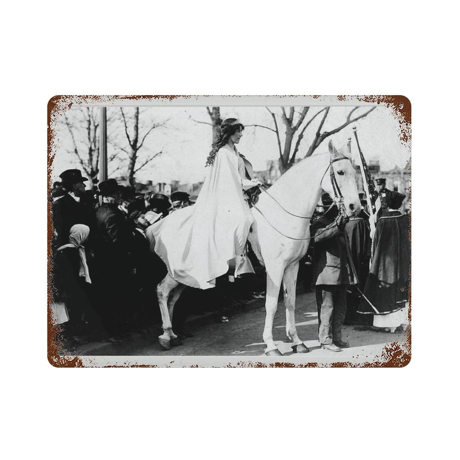 xiaoxiaoshen Vintage Suffragette Poster， Black And White Feminist Wall Decor Art Metal Tin Poster Modern Home Decor Art Home Bar Shop Decorations Vintage Sign 30x40cm
