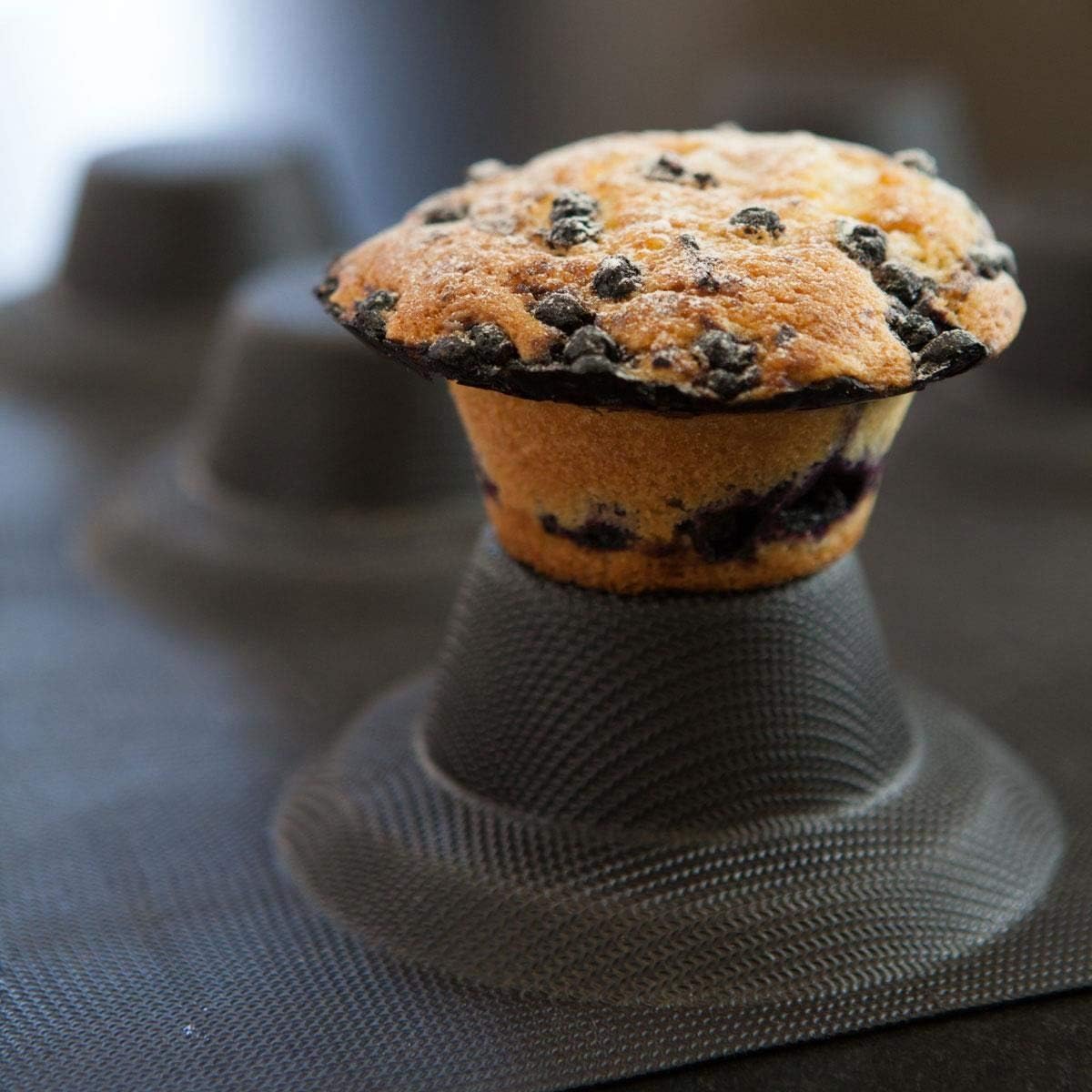 FP 1278 Flexipan Origine Crown Muffin Pan, 12 Cavities, Black, Silicone-coated Fiberglass