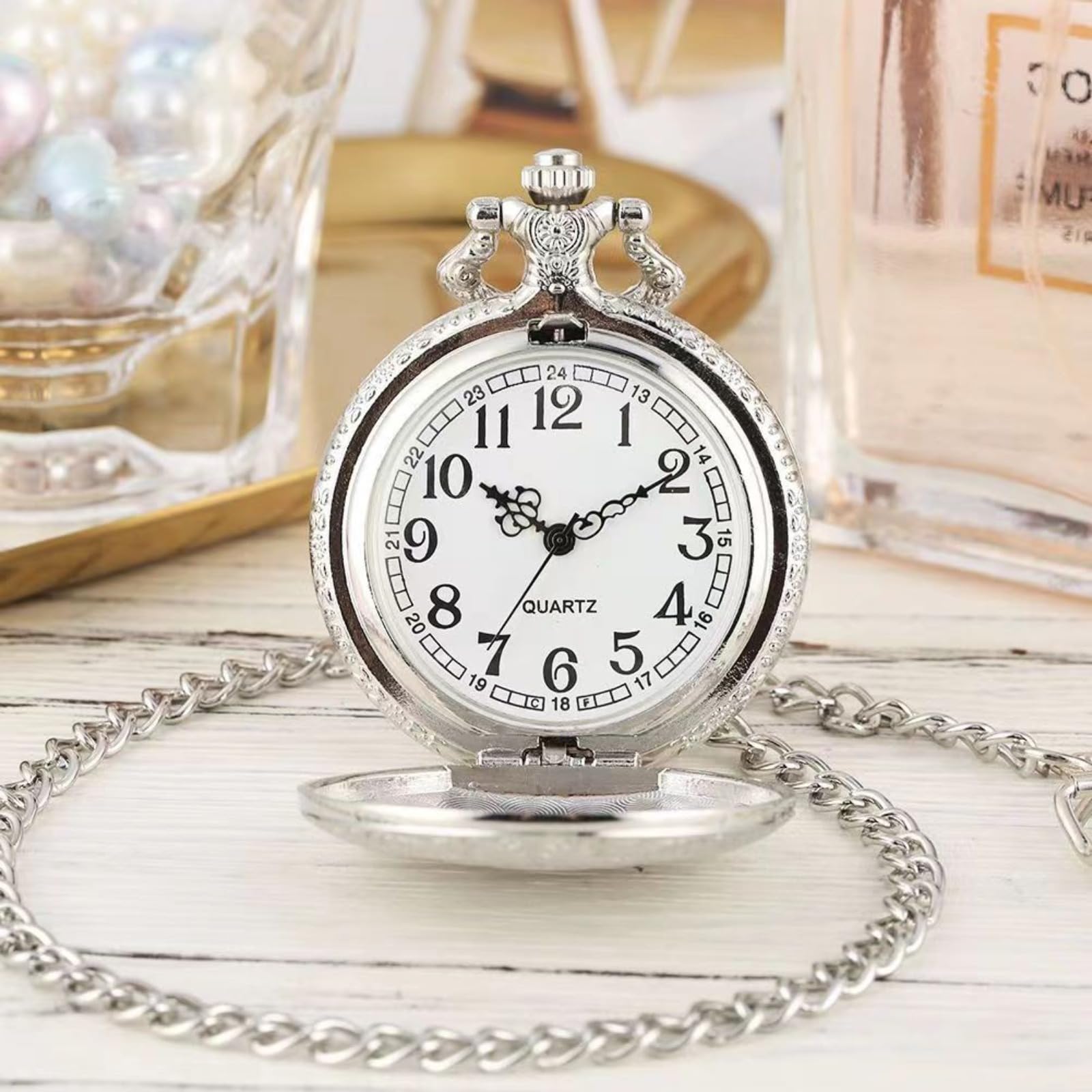 Orologio da tasca al quarzo con scudo, orologio da tasca da uomo, numeri romani, catena, regalo