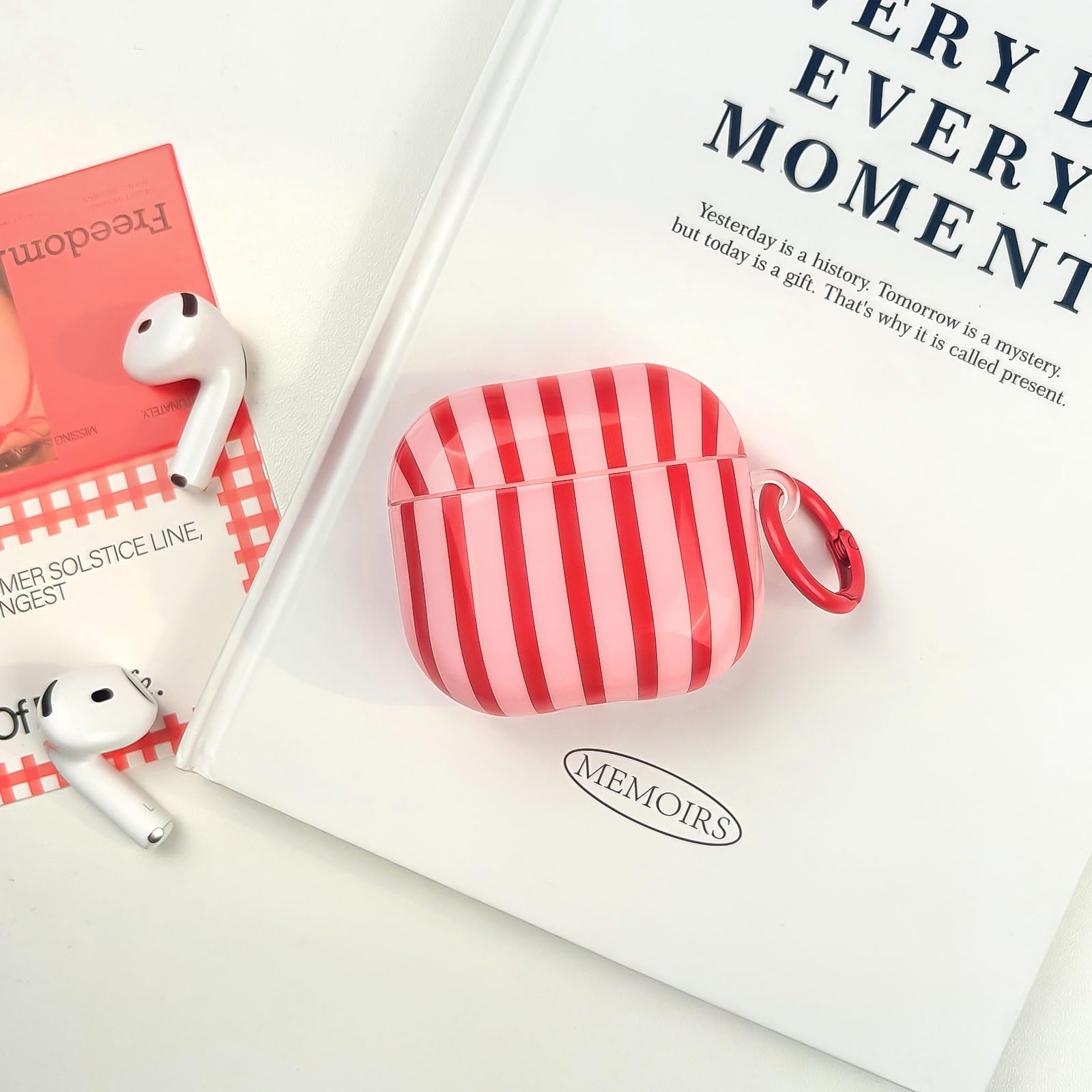 Compatible avec Coque AirPods 4 Génération avec Kit Nettoyage, Étui Housse Mignon Fashion Rayures Motif Esthétique Stripes Design, Antichoc Porte - Clés Couvercle Soft Etui - Rouge