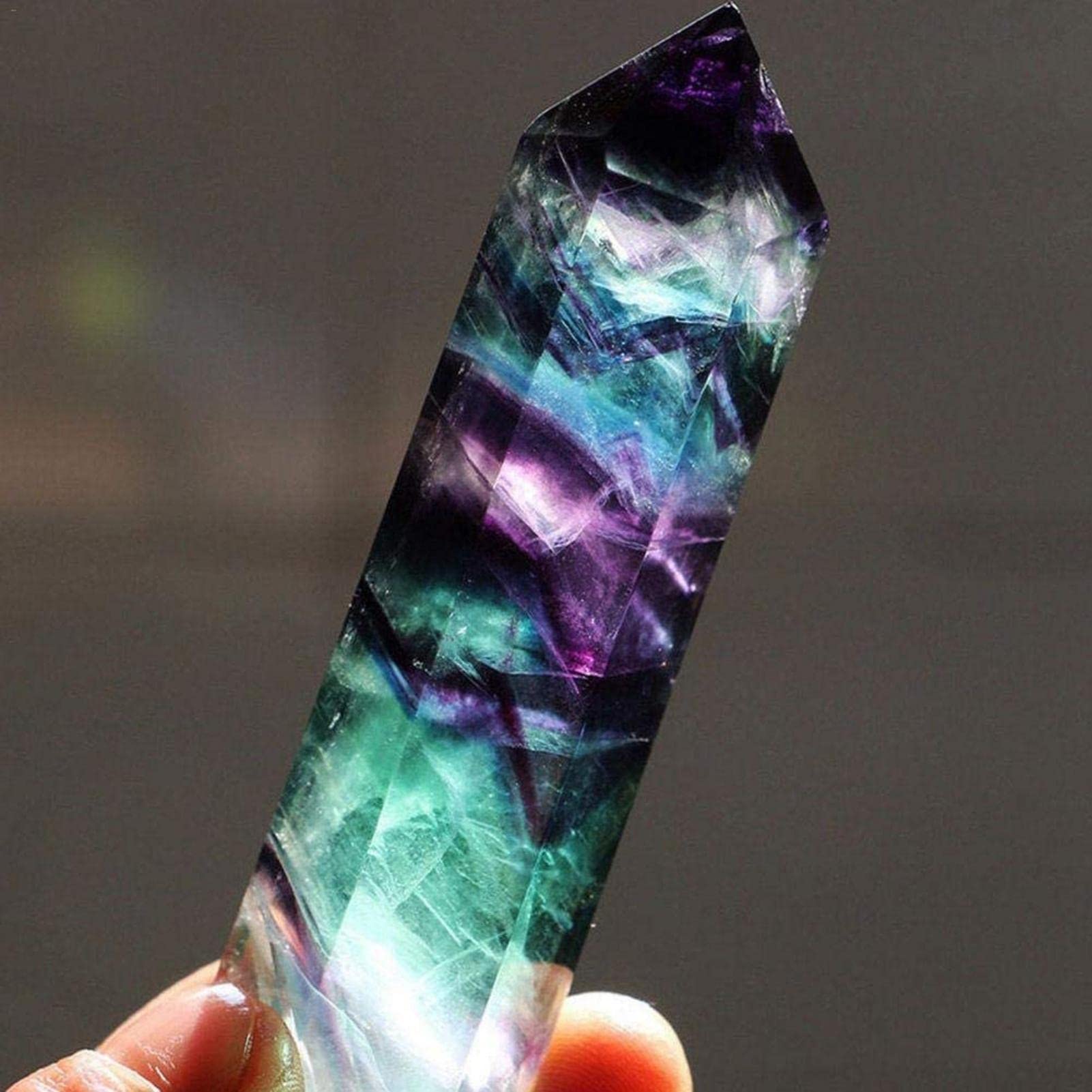 Mineatig Fluorite Crystal Stick,4.5-6.5CM Quartz Crystal Stone,Natural Crystal Quartz Healing Fluorite Wand Stone For Crystal Healing, Reiki, And Home Decor(Random Color 1pcs)