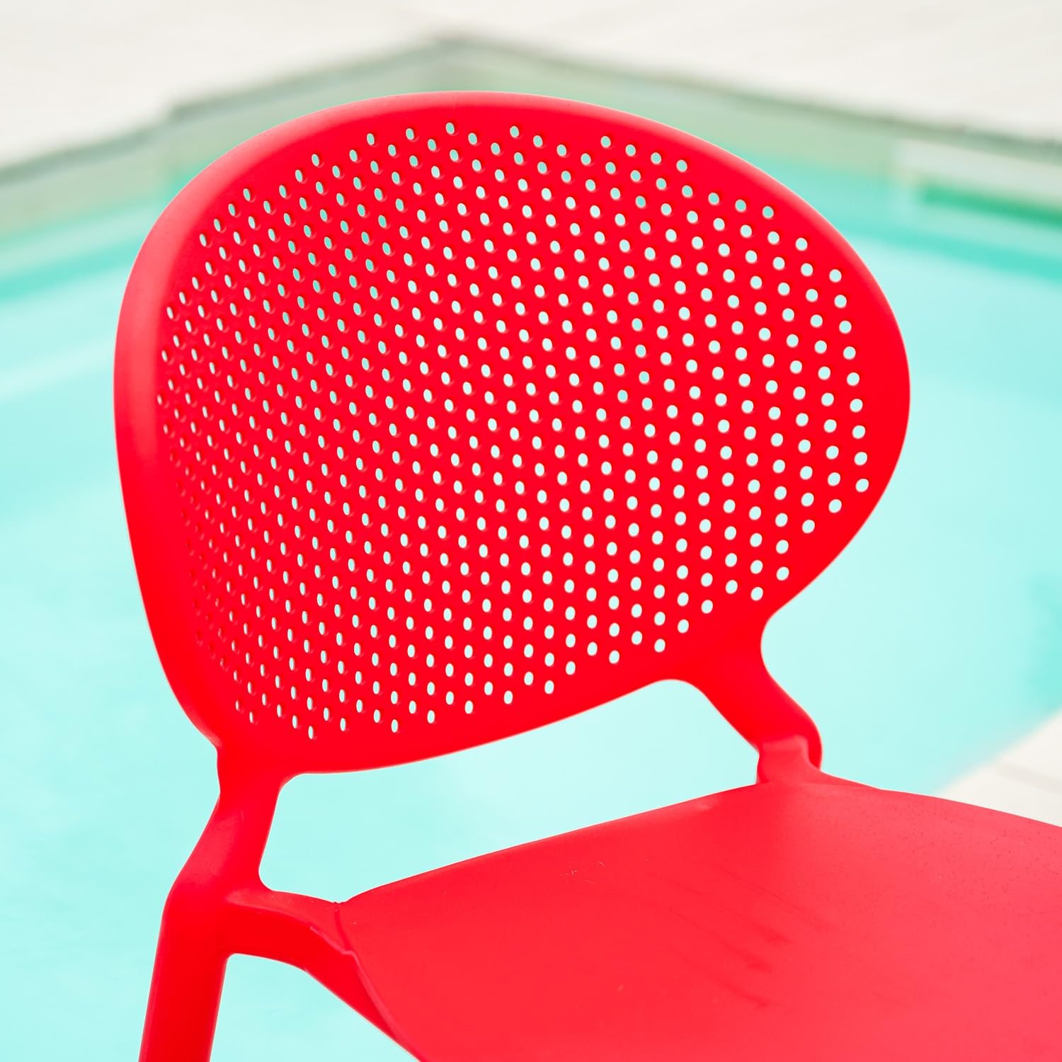 Homestyle4u 2469 Lot de 4 chaises de jardin empilables en plastique résistant aux intempéries Rouge
