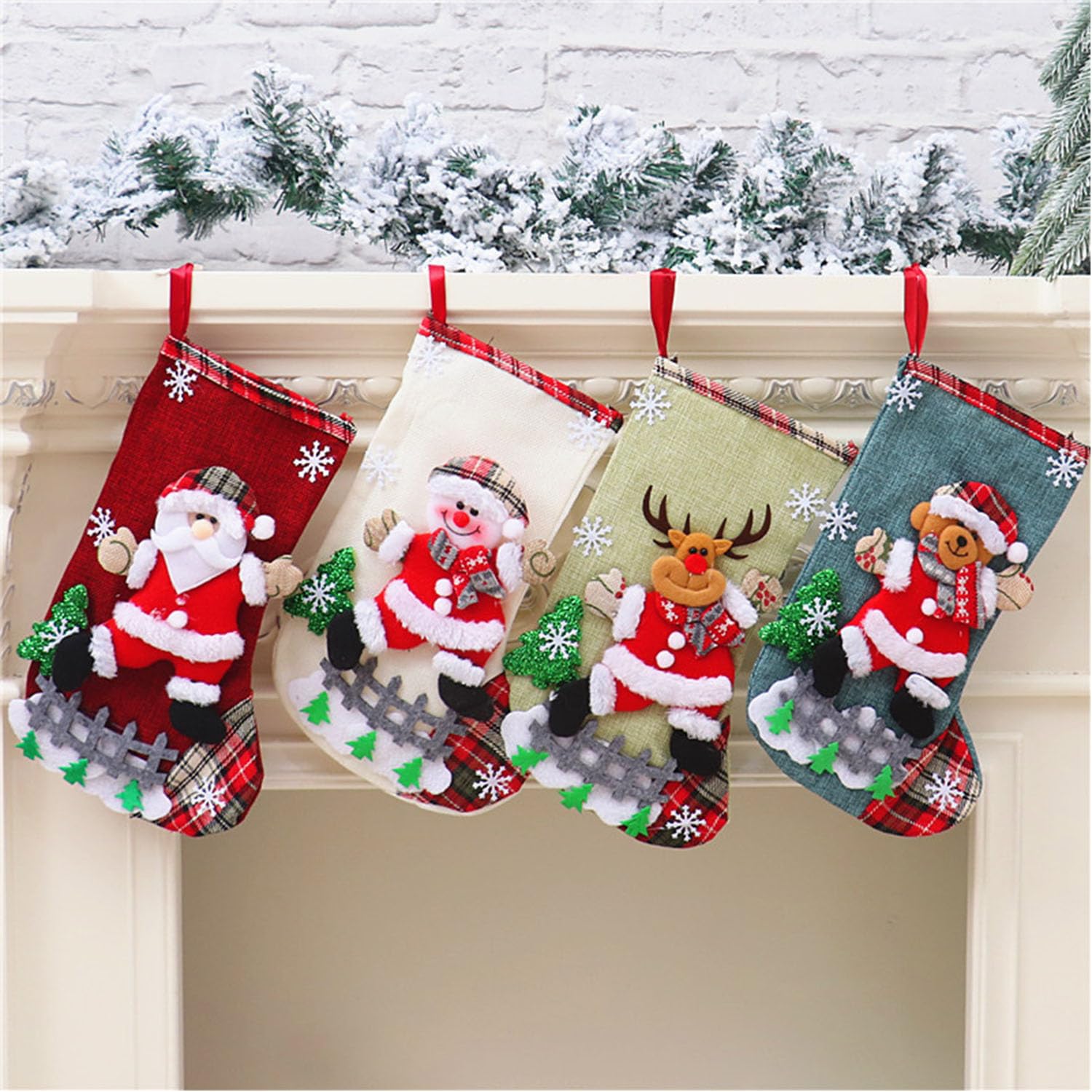 Assiette Noel 4 Pièces ,Noel Suspendre Bas Chaussettes Christmas, Stocking Xmas Sad Cadeau Bas,Chaussettes De Noël Decoration,Chaussettes De Noël Bas De Noël Botte,3D,Pour Décoration Cheminée Chaussette De Noel