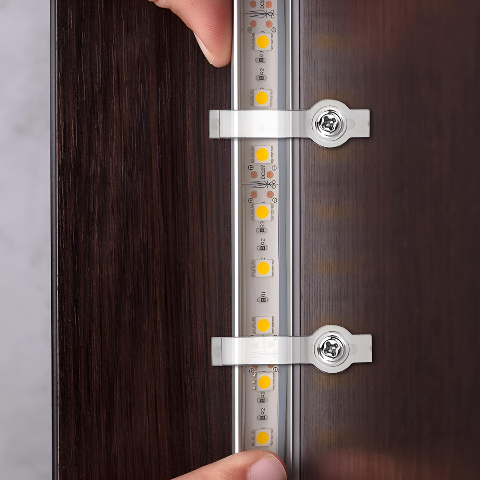 200 strisce LED di fissaggio 8 mm, 9 mm, 10 mm, striscia LED in plastica, fissaggio con 200 viti per il fissaggio di strisce luminose, fissaggio tubo luminoso