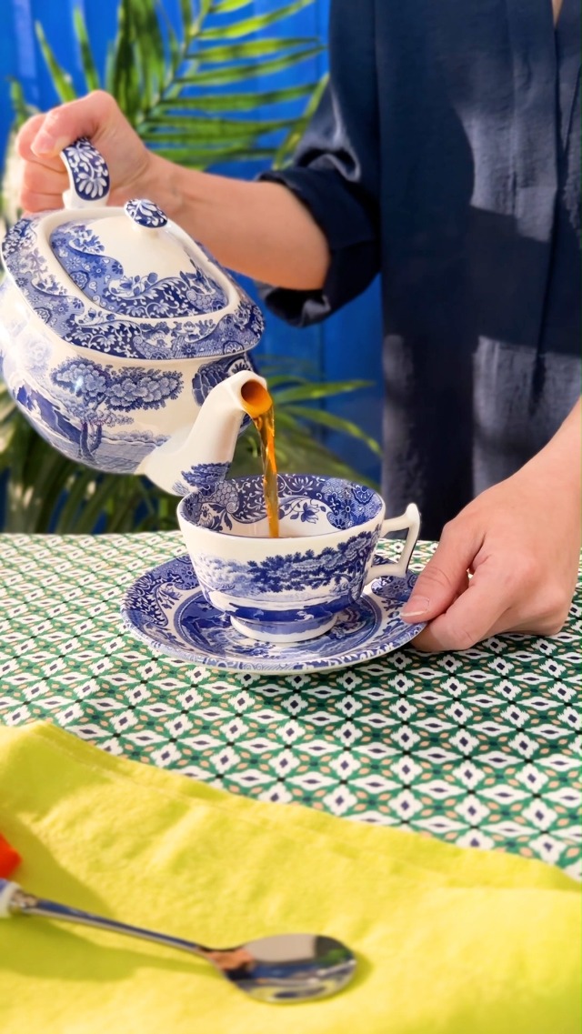 Amazon.com | Spode Blue Italian Teacup and Saucer | Set of 4 Jumbo