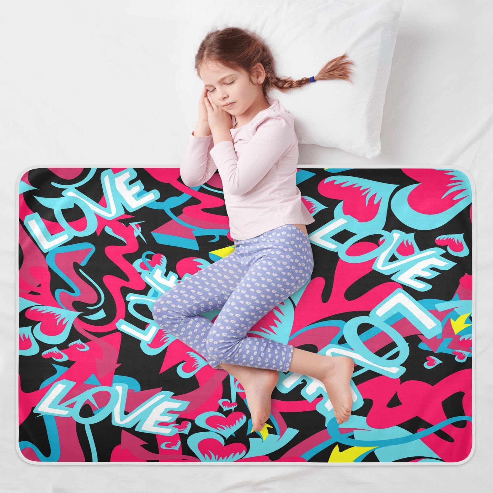 susiyo Graffiti Colored Hearts Dark Bed Pads for Incontinence Mattress Protector Anti-Slip Waterproof Pads (56