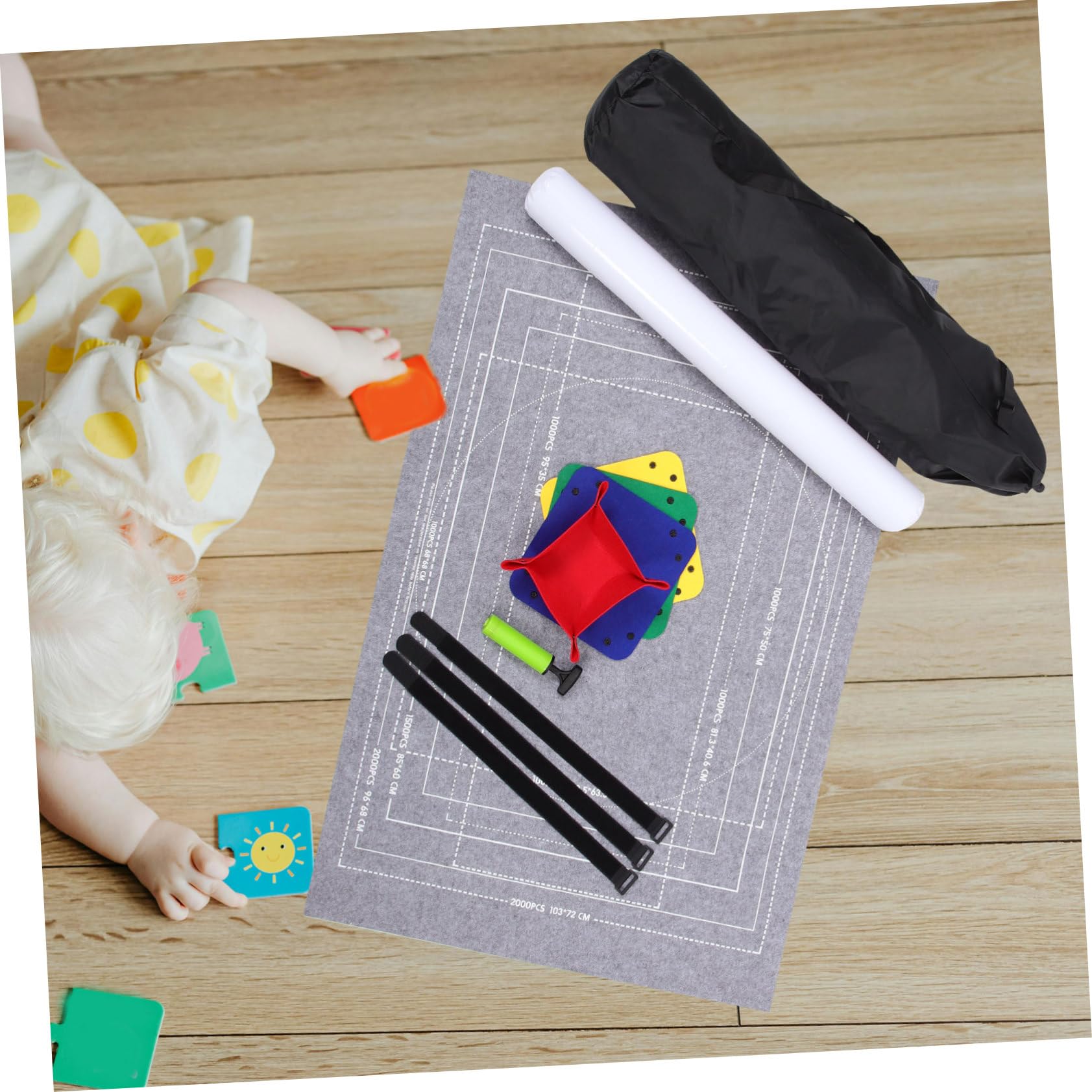 Toyvian Tappeto per Puzzle in Feltro Verde 3 Bande Fissante e Tubo Gonfiabile, Supporta Fino a 2000 Pezzi per Gioco Puzzle Adulti Colore Casuale