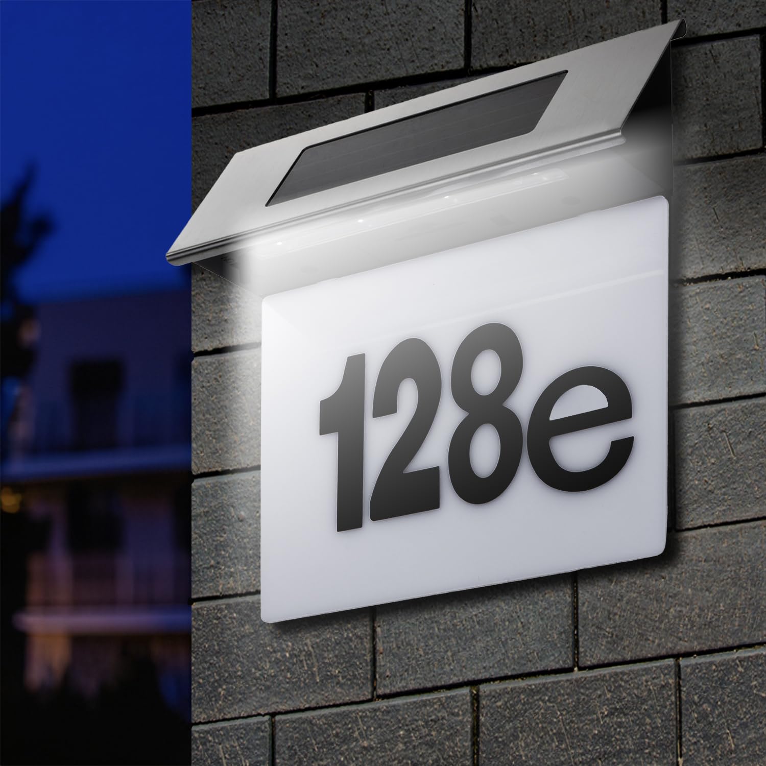 Maclean MCE423 luce solare per numero civico in plexiglass: numero civico 17x13cm con illuminazione a LED sensore crepuscolare IP44 60lm 1,5W bianco freddo 6000K applique da parete per esterno