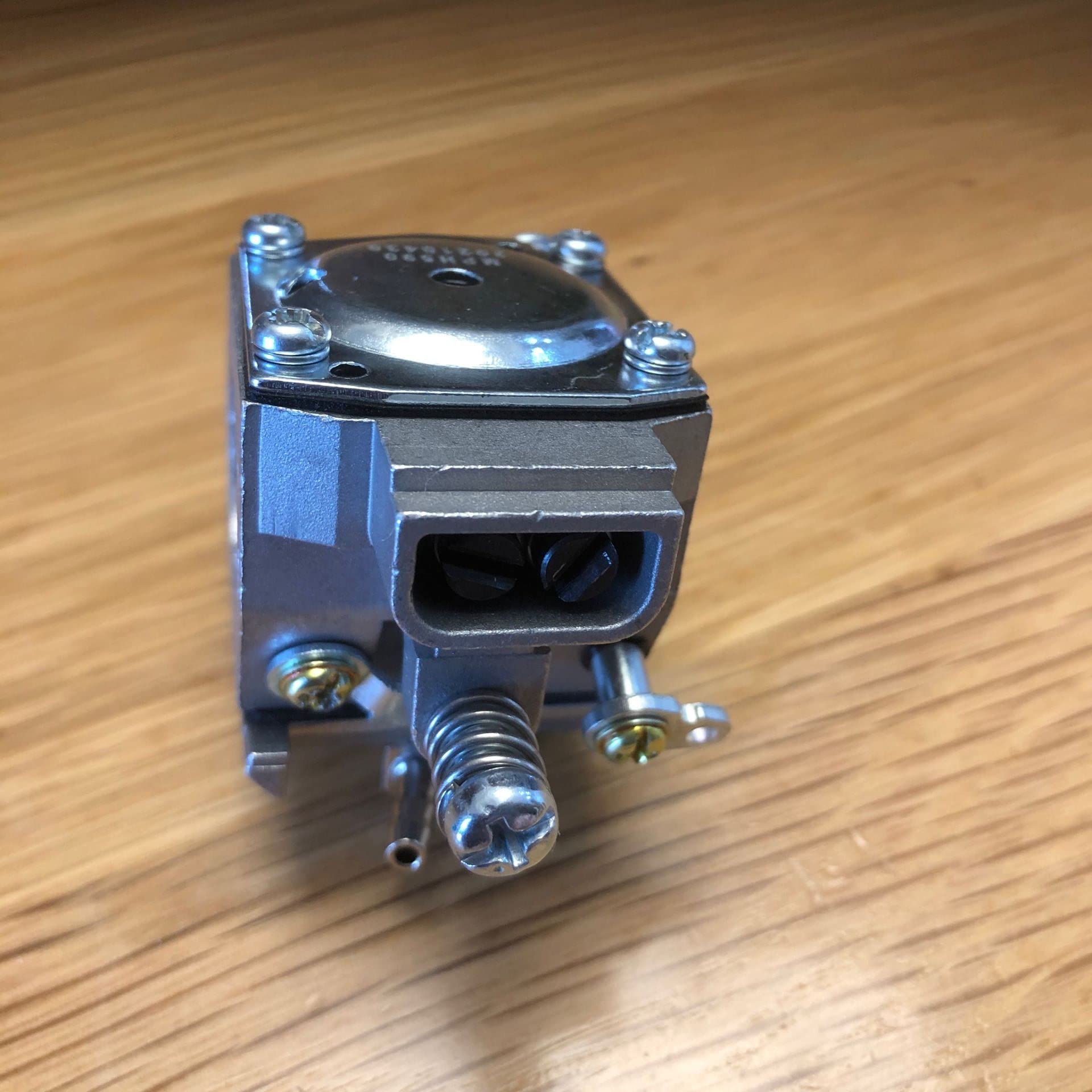 Carb gaźnika dla W HDA-268 Echo CS-590 CS-600P A021001661 CS590 wymiana części zamiennych