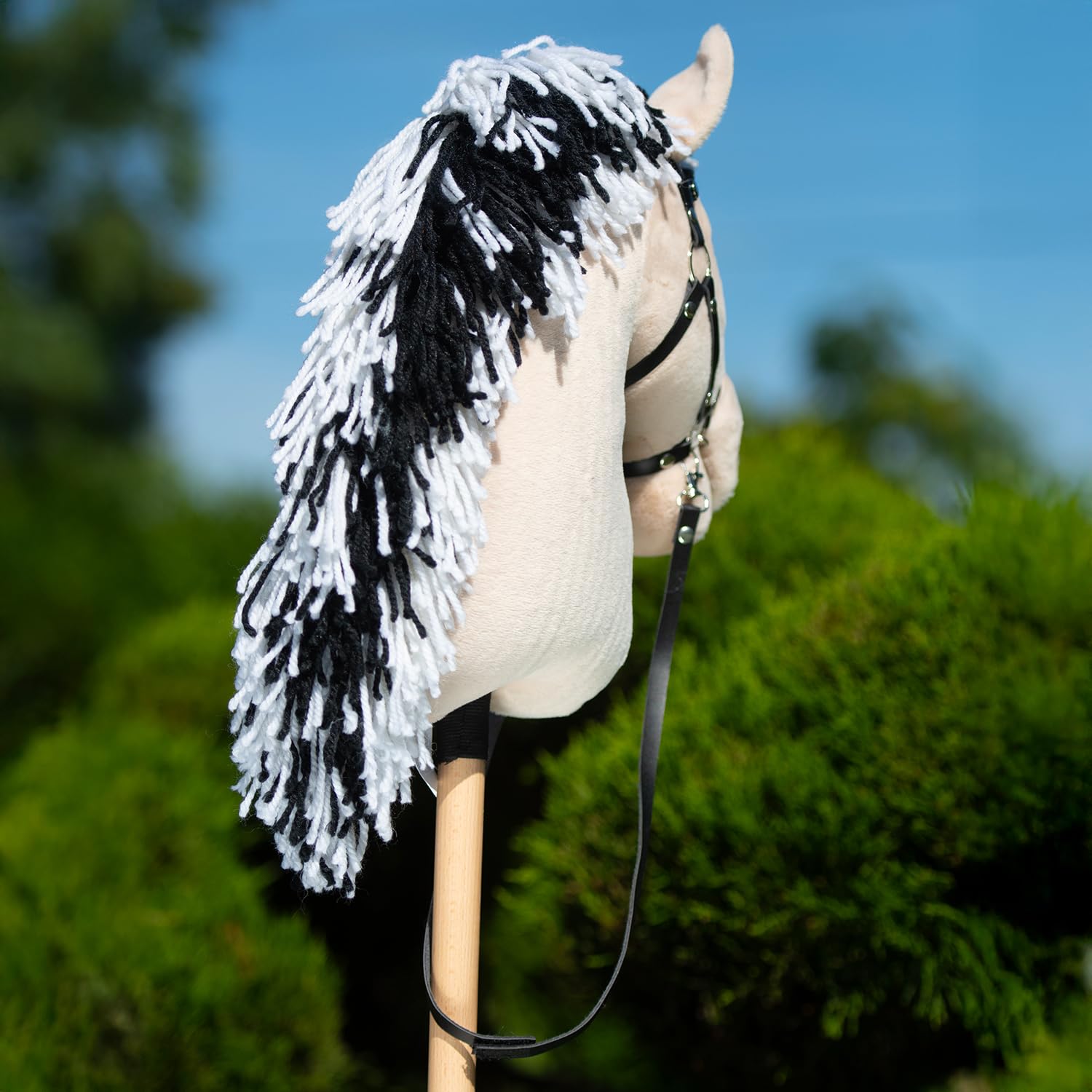 Hobby Horse Fjord A3 - Beżowy koń z włosami czarno-białymi - pełna siatka z migoczącym przodem - zabawka jeździecka dla dzieci i młodzieży